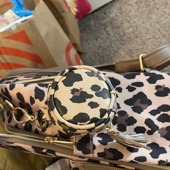 Itzy ritzy mini leopard diaper bag with pacifier holder, hand sanitizer holder - Picture 3 of 10